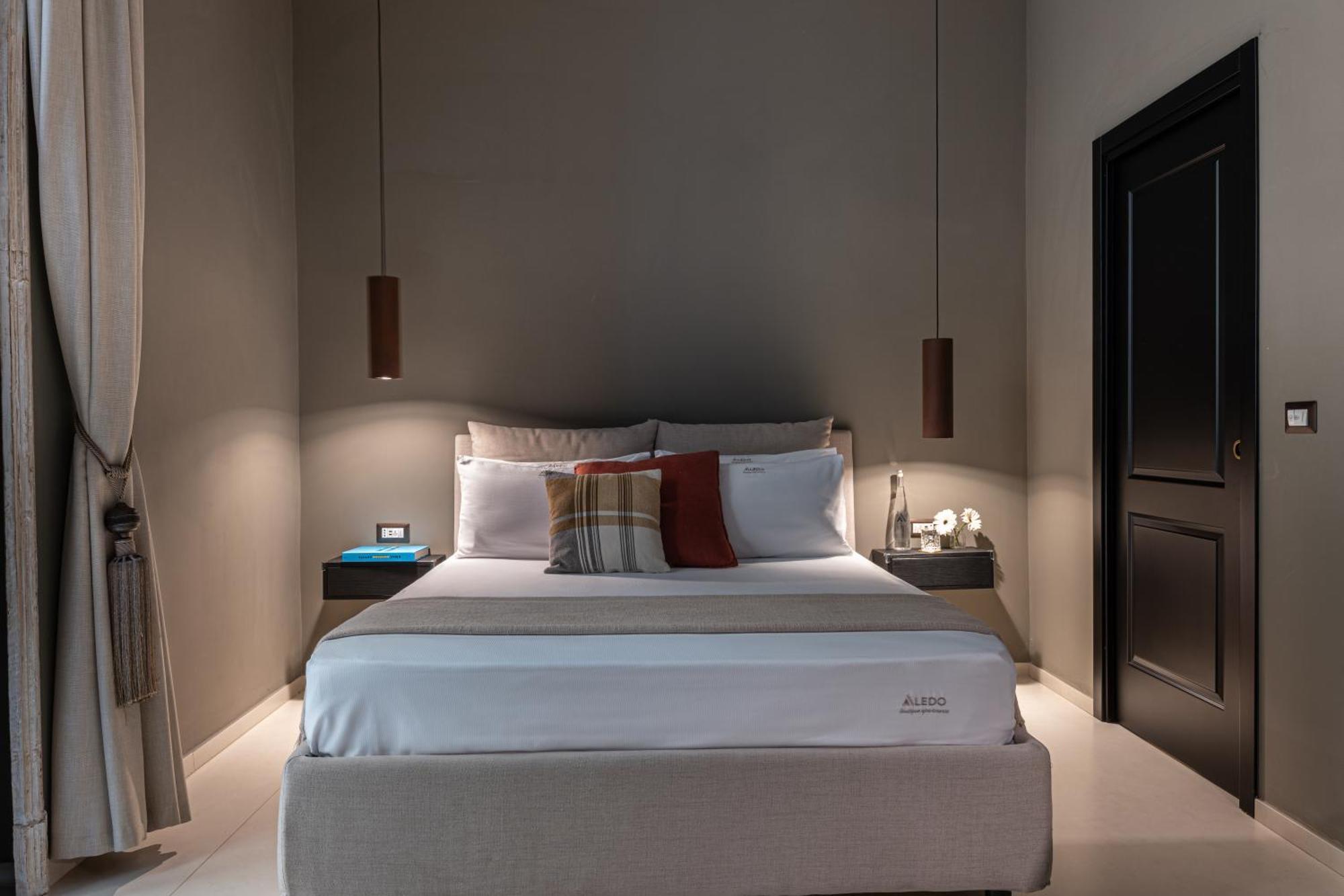 Aledo Boutique Apartments Napels Buitenkant foto
