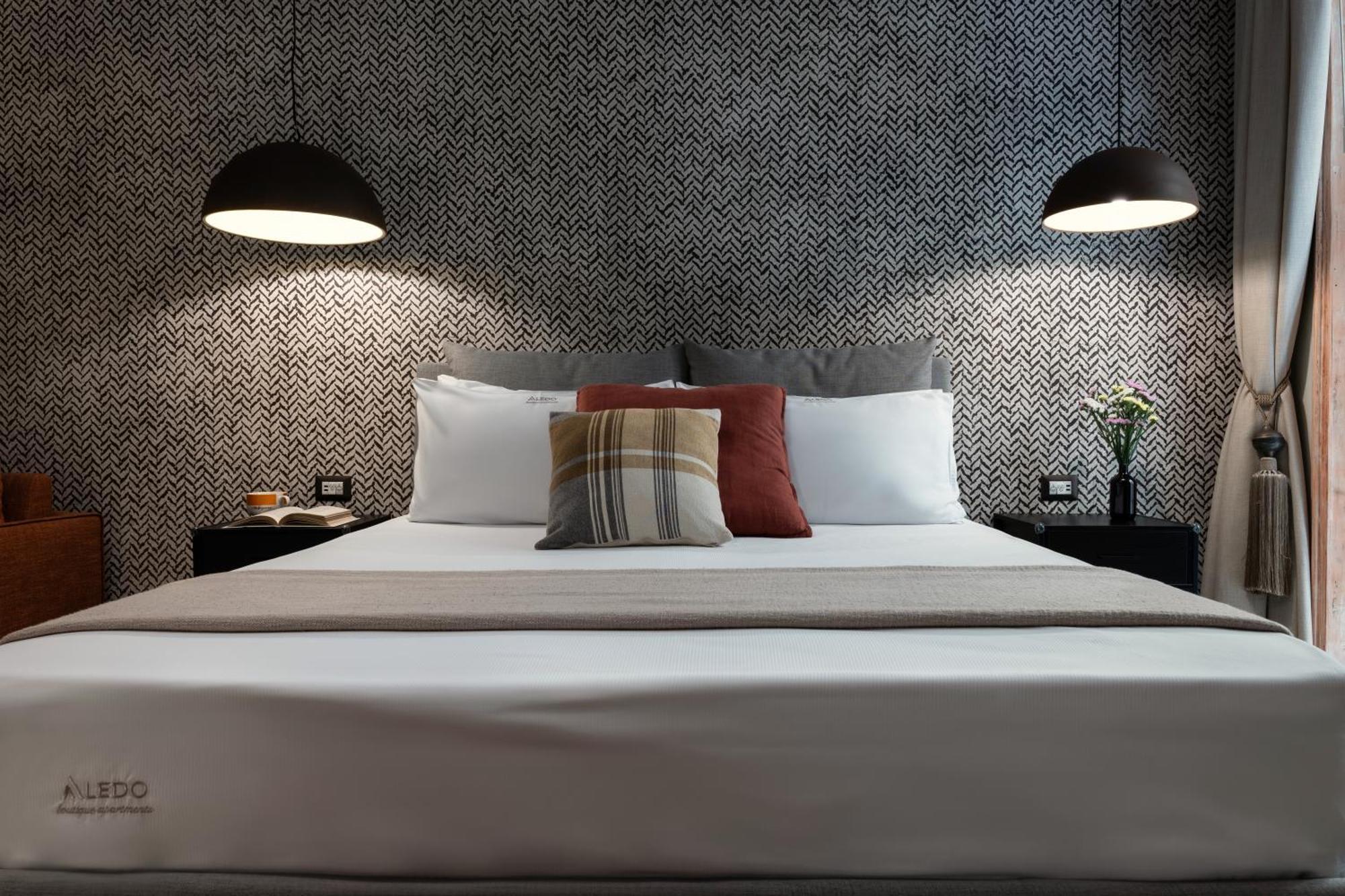 Aledo Boutique Apartments Napels Buitenkant foto